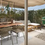 Beautiful In With Indoor Swimming Pool Сasa de vacaciones