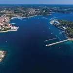Beautiful In With Indoor Swimming Pool * Poreč